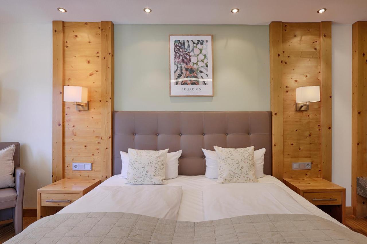 Landhotel Schwab - By Homekeepers Schwarzach am Main Luaran gambar